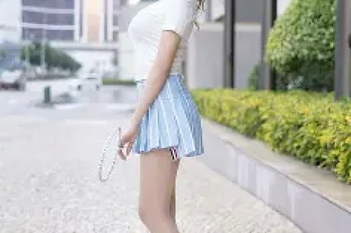 78岁秦祥林现状：前妻是谢贤初恋定居美国成富商谢贤去世没来