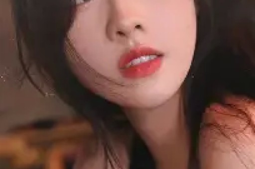 刘晓庆私密聊天记录全网疯传律师：转发的每个人可能都违法了
